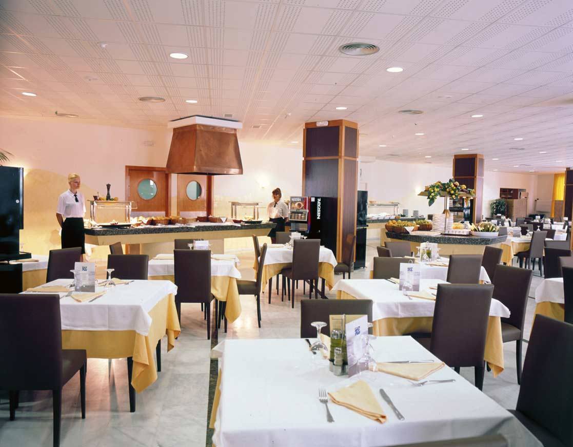 Hotel Rh Arena Гандия Екстериор снимка